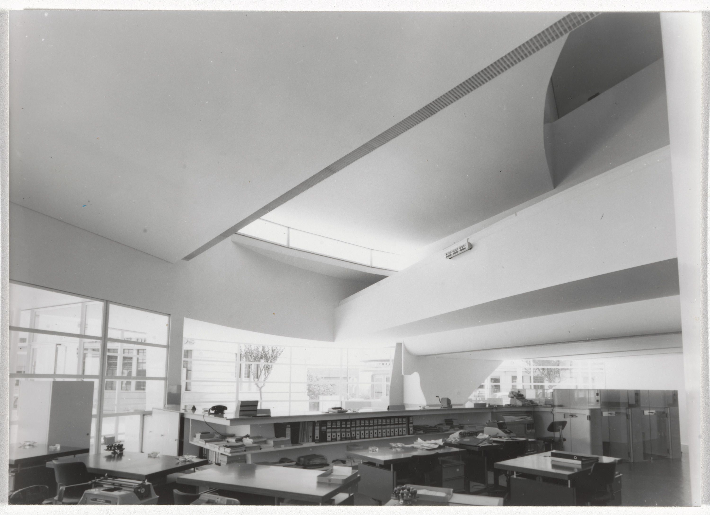 アート・デザイン・音楽 Alvaro Siza アート・デザイン・音楽 Alvaro