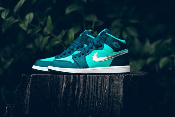 Air Jordan 1 (Tiffany) - Releases