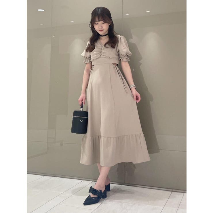 Vネックカットアウトロングワンピース[品番：MKSW0050929]｜EATME