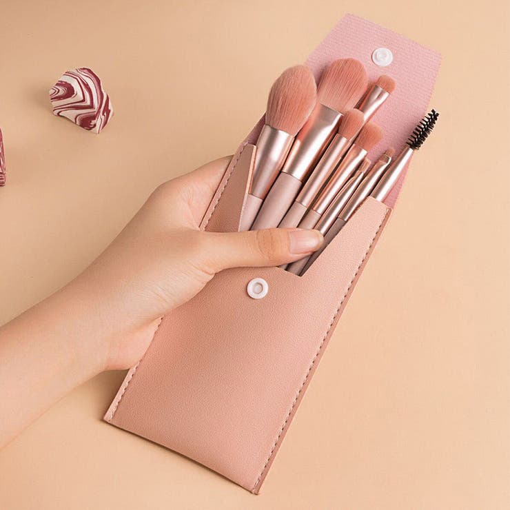 メイクブラシ8本セット携帯用 ケース付き[品番：AGCW0003913