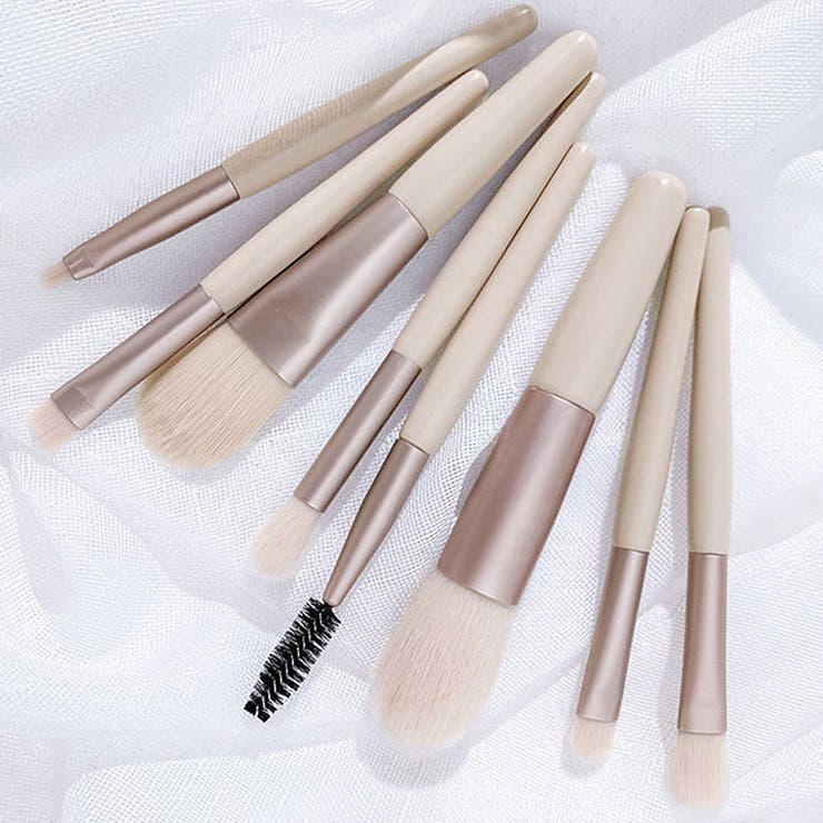 メイクブラシ8本セット携帯用 ケース付き[品番：AGCW0003913