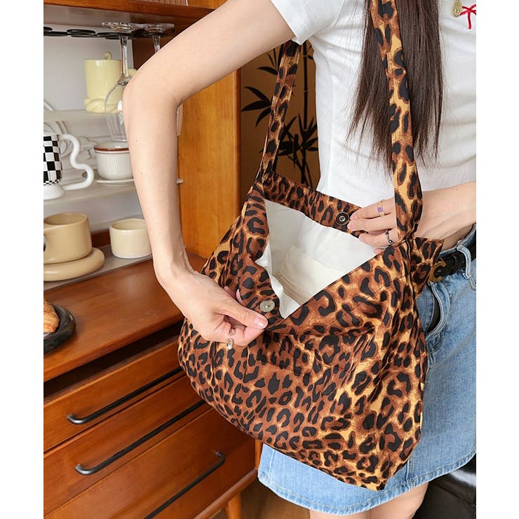 大容量 レオパード柄 ショルダーバッグ[品番：AGCW0006666]｜SUNSHINE