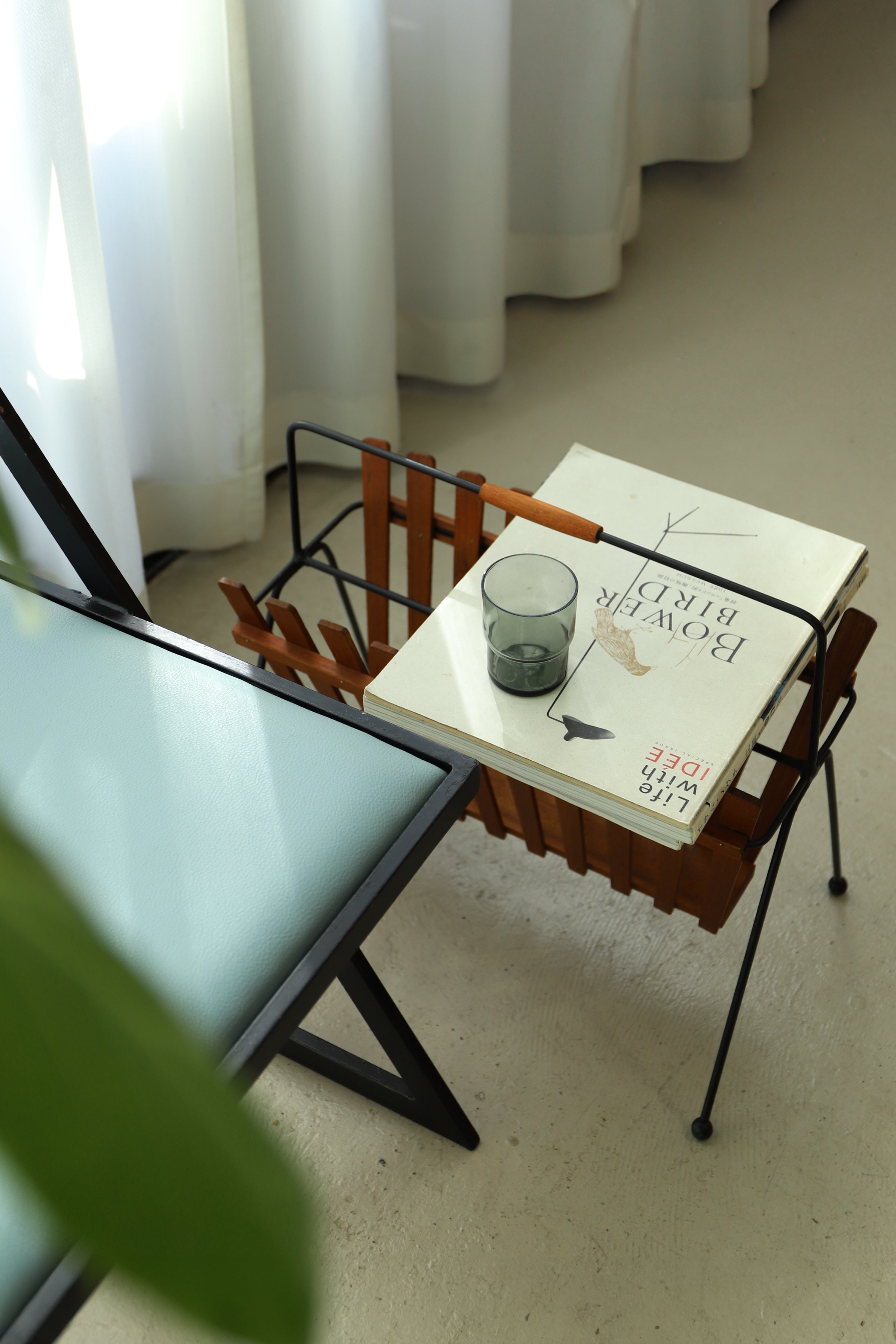 デンマークヴィンテージ マガジンラック チーク材 アイアン 北欧