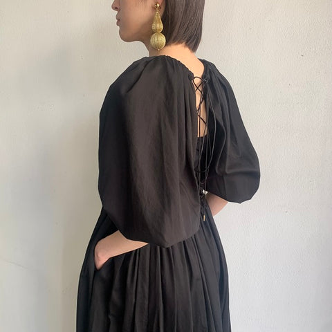 FUMIE TANAKA】plain lace-up OP – ONENESS ONLINE STORE