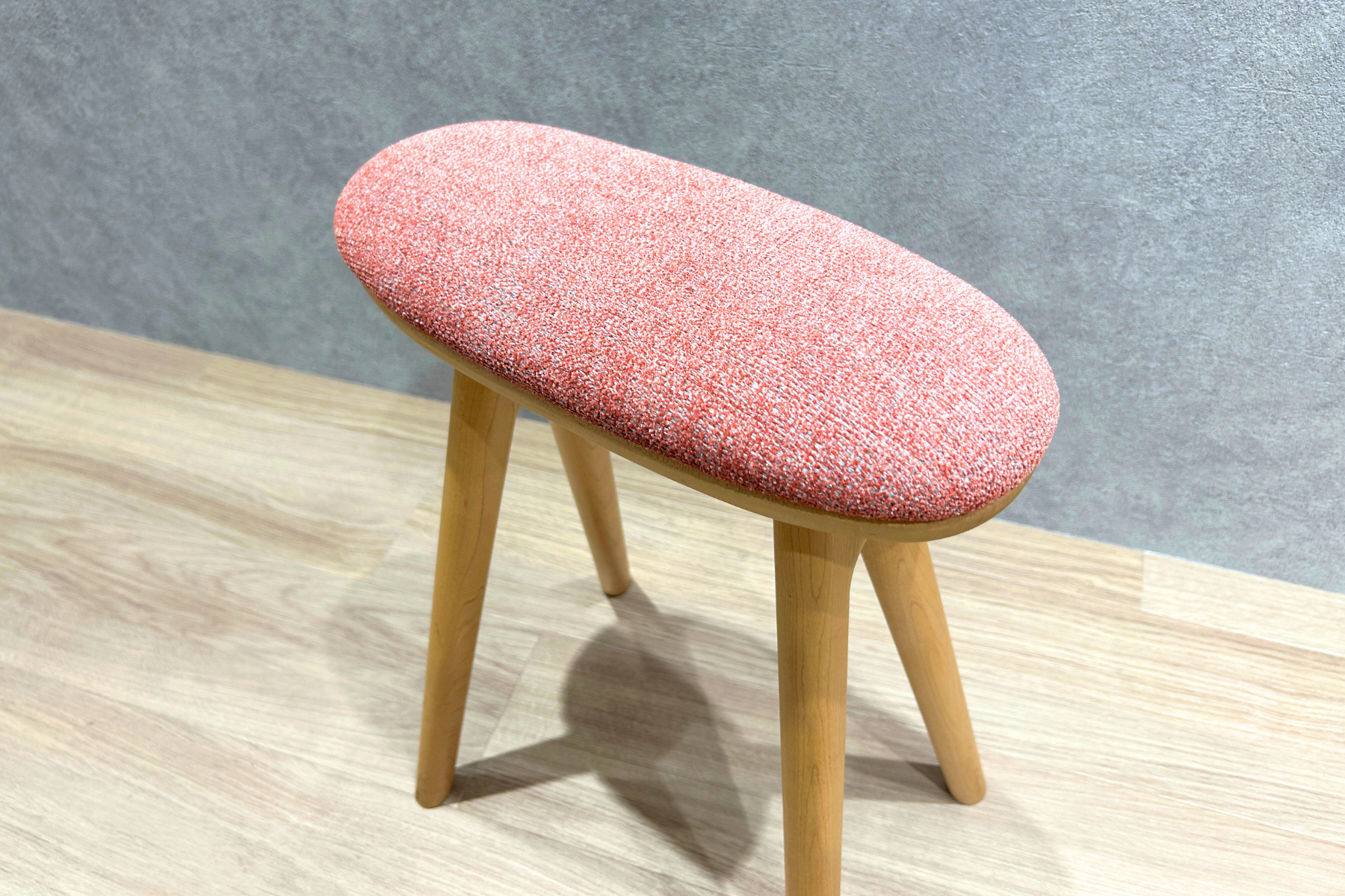 暮らしに寄り添う、心地よい相棒。ナガノインテリア「coupé」のある