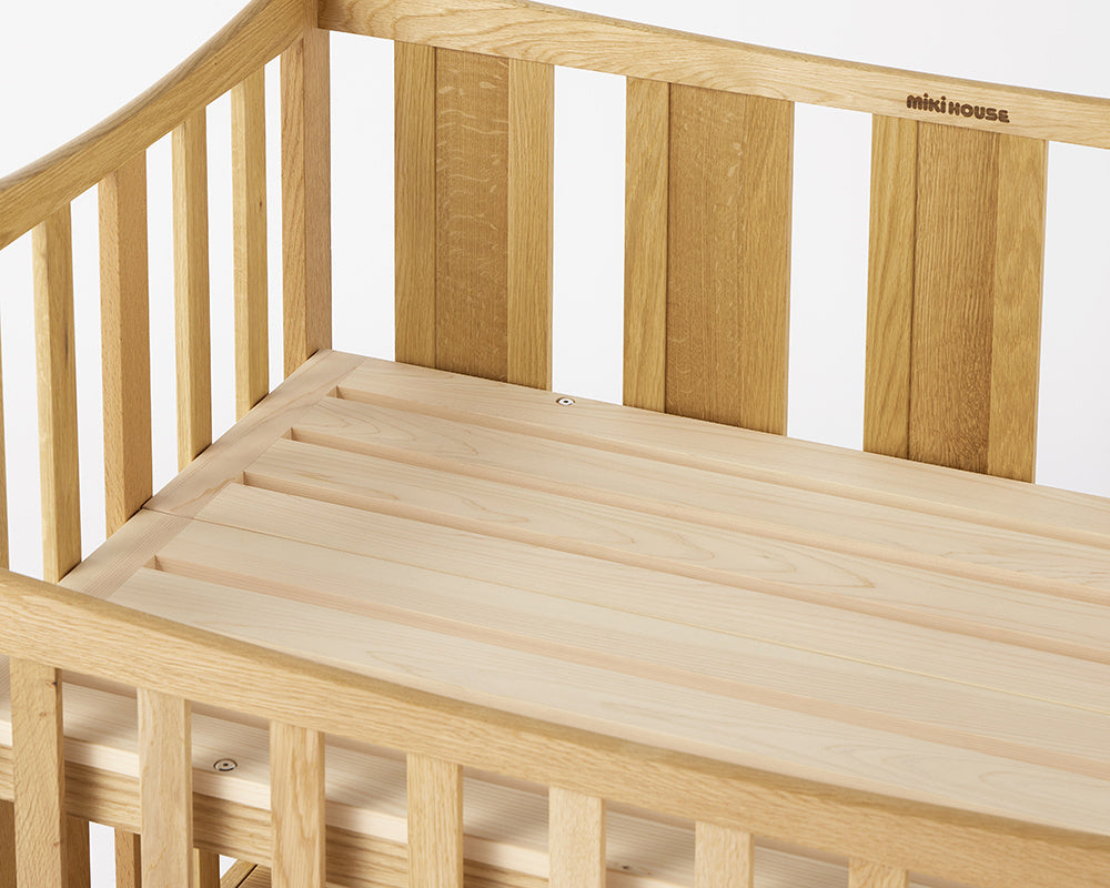 オークヴィレッジベッド＆デスク | 特集・フェア情報 | ミキハウス