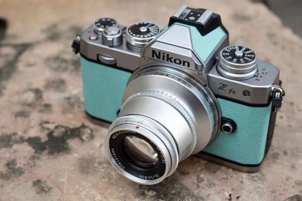 Nikon Zfcに標準レンズを装備しましょう。TTArtisan APS-C 35mm F1.4を