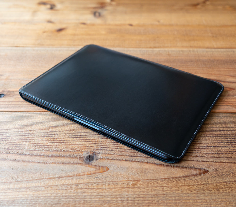 職人が作るレザースリーブ 13インチMacBook Air用 – 国立商店