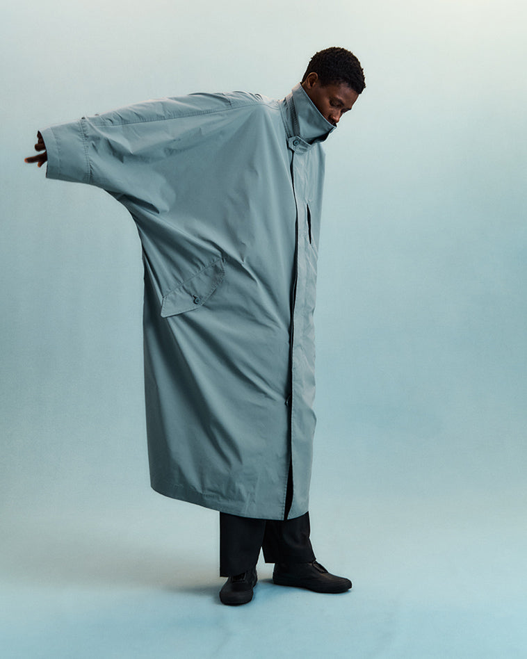 アイテムのご紹介「WIND COAT」 – isseymiyake.com
