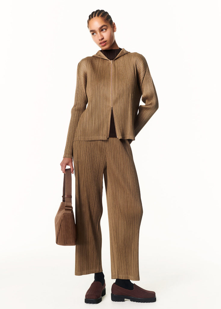 アイテムのご紹介「MONTHLY COLORS：DECEMBER」 – isseymiyake.com