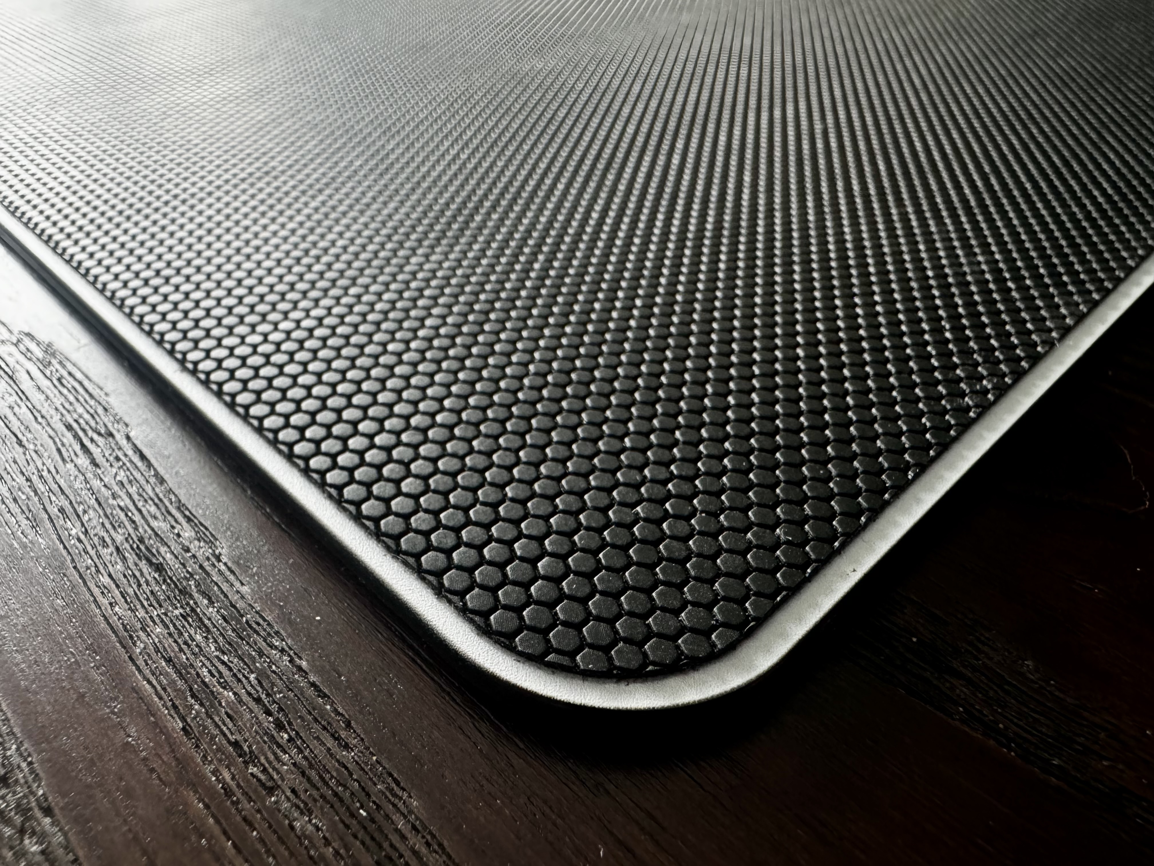 GLSSWRKS Akari Glass Mousepad | Speed Glass Mouse pad | GLSSWRKS.gg