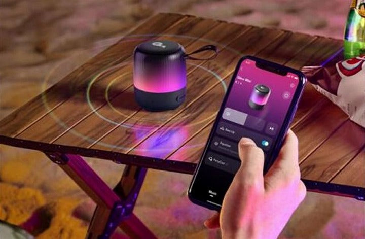 手のひらサイズの「Anker Soundcore Glow Mini Bluetoothスピーカー