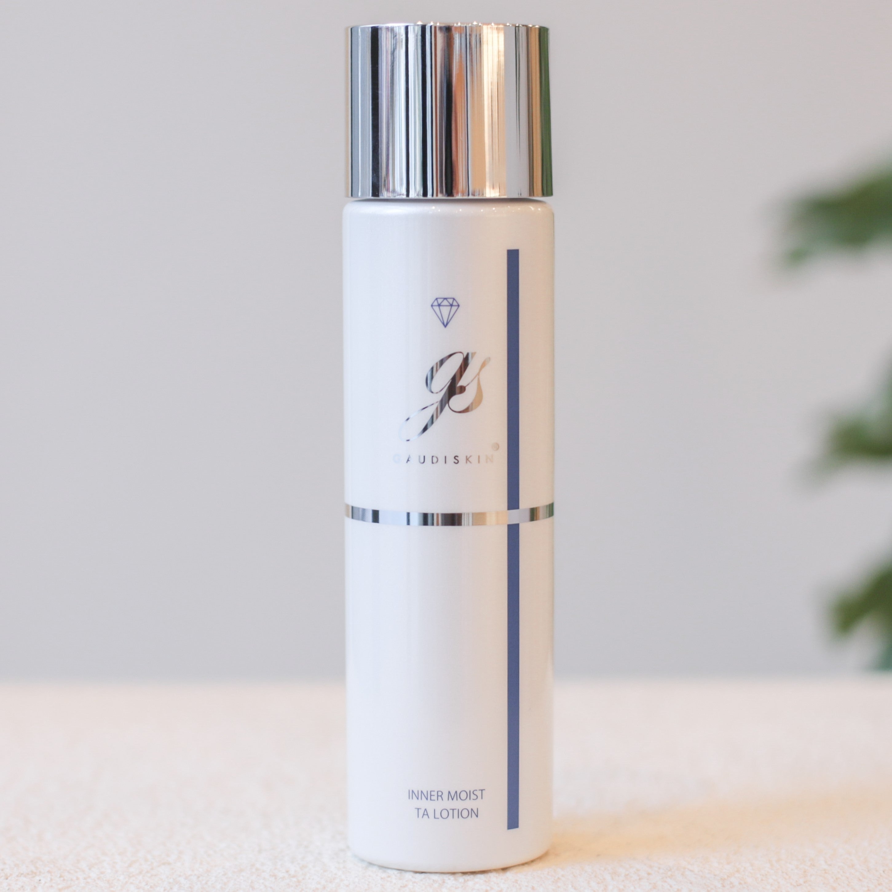 ガウディスキンの化粧水に期待できる効果｜一緒に使いたいアイテムも