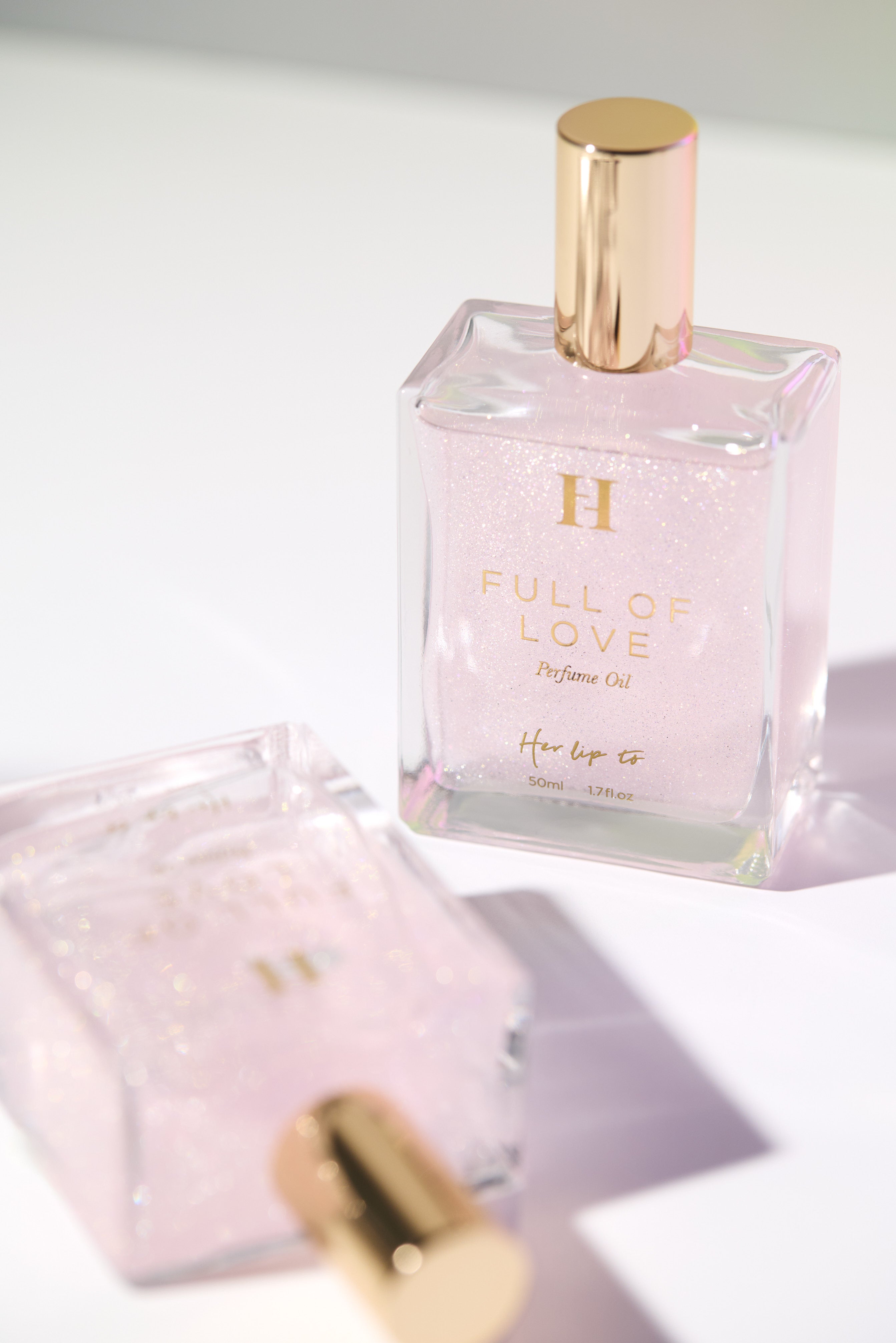 NEW ARRIVAL】“FULL OF LOVE”の香りのパフュームオイルが数量限定で登場！