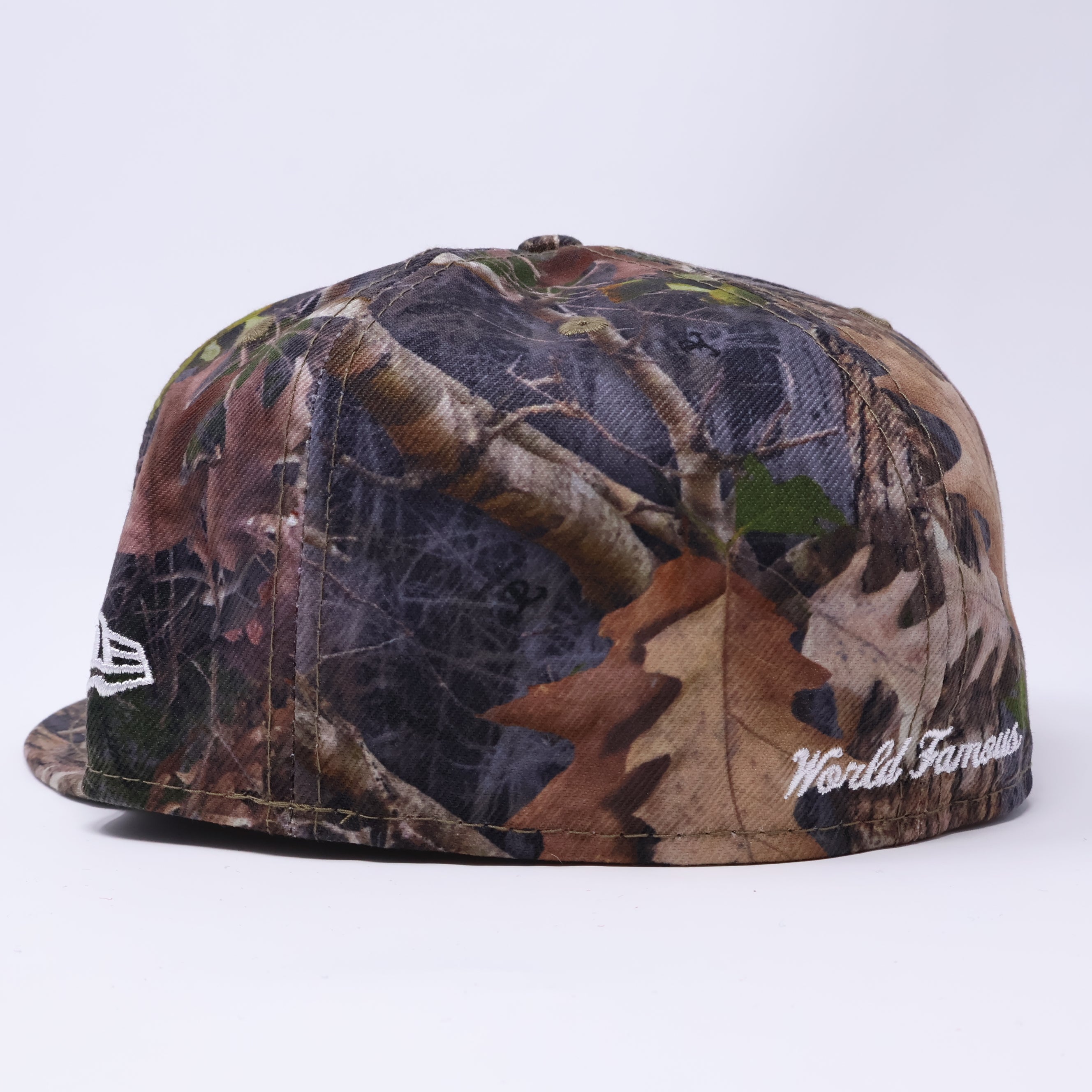 NWT camo Realtree Supreme World Famous 59fifty New Era Fitted Hat