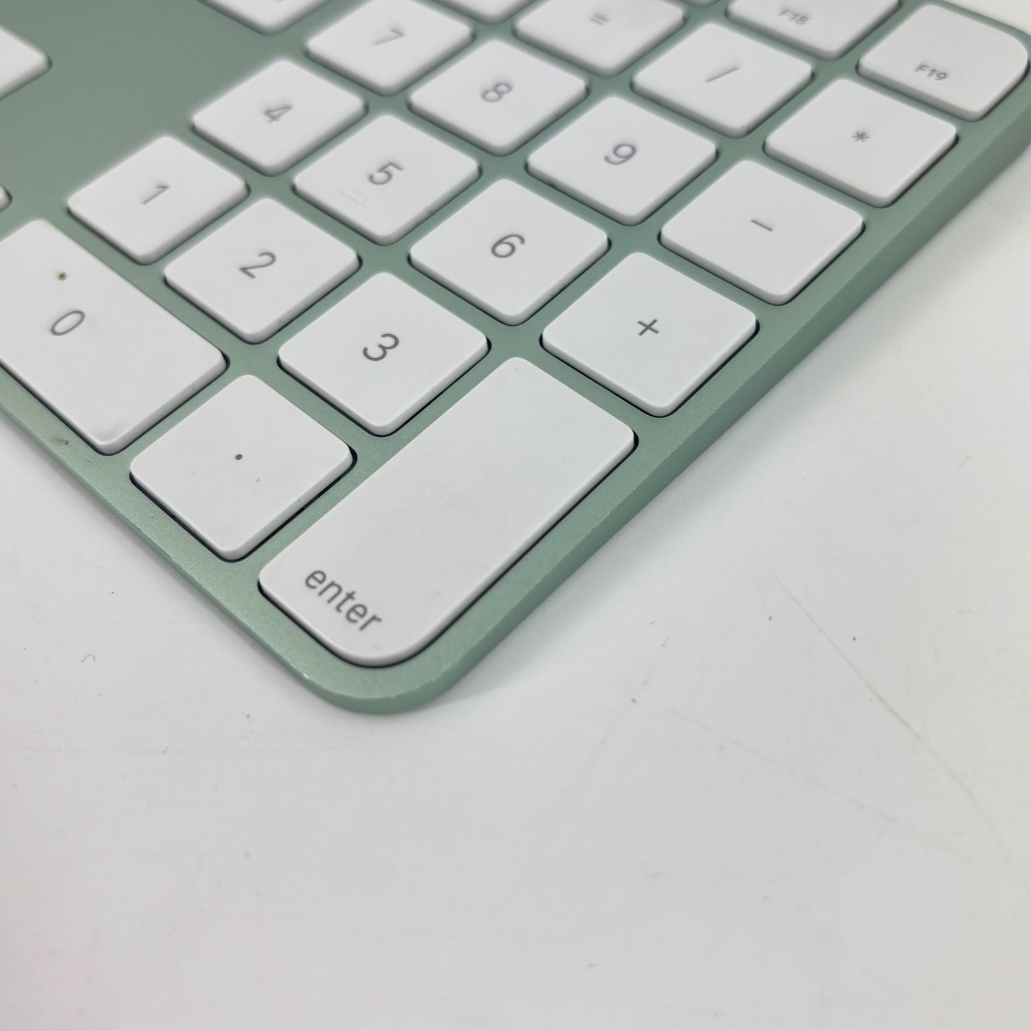 Apple Magic Keyboard with Touch ID Green A3119 and Magic Mouse