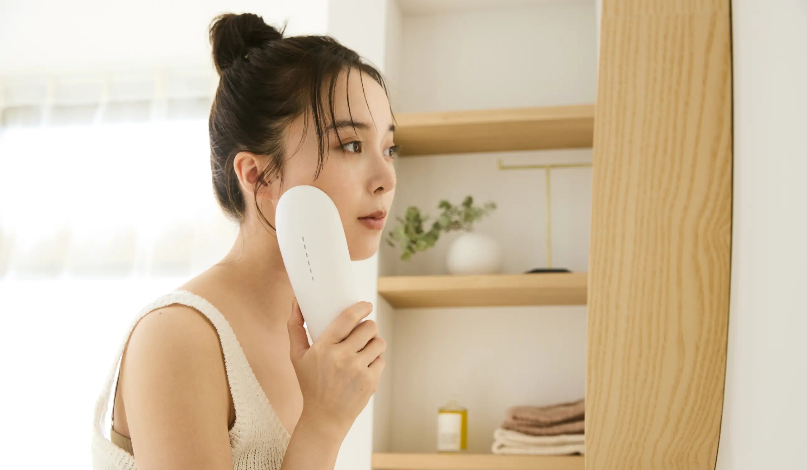 IPL光美容器 Luna（ルナ）｜【公式】STELLA BEAUTE（ステラボーテ