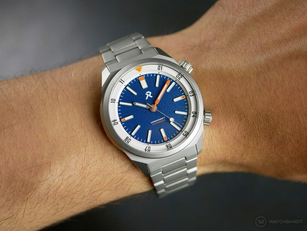 Hands-On: RZE Resolute SuperCompressor 2022 - Sky Blue