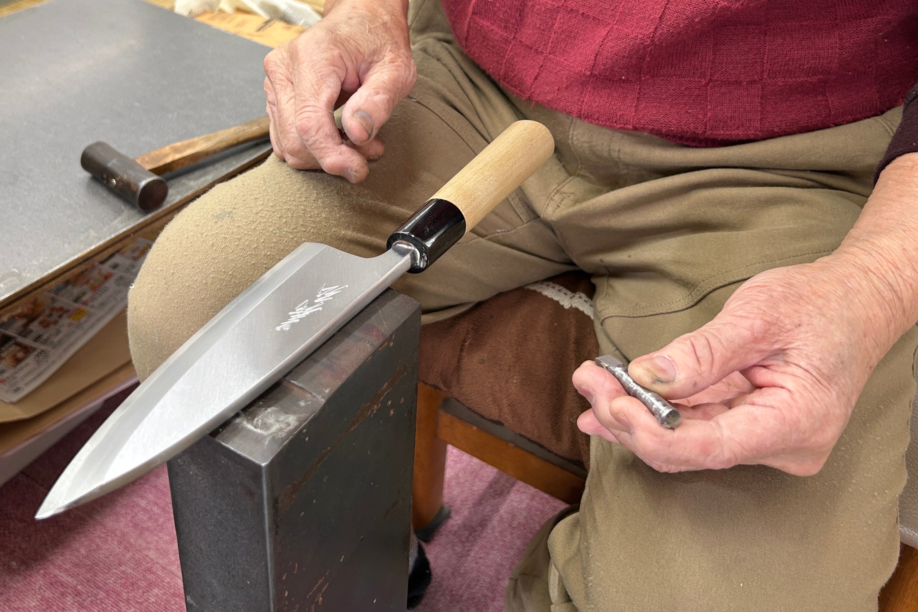 山脇刃物製作所｜堺打刃物の高級包丁（ダマスカス67層／三徳・牛刀