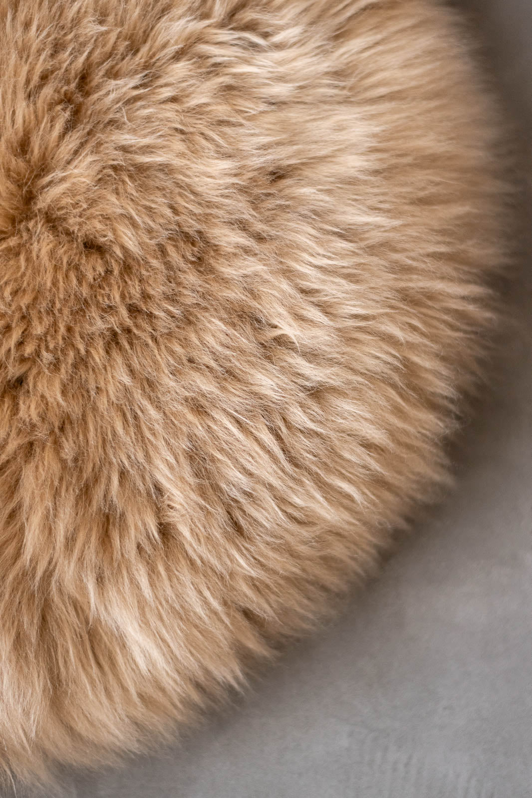 シープスキンマルチマット｜天然ムートンの上質なぬくもりとやさしい