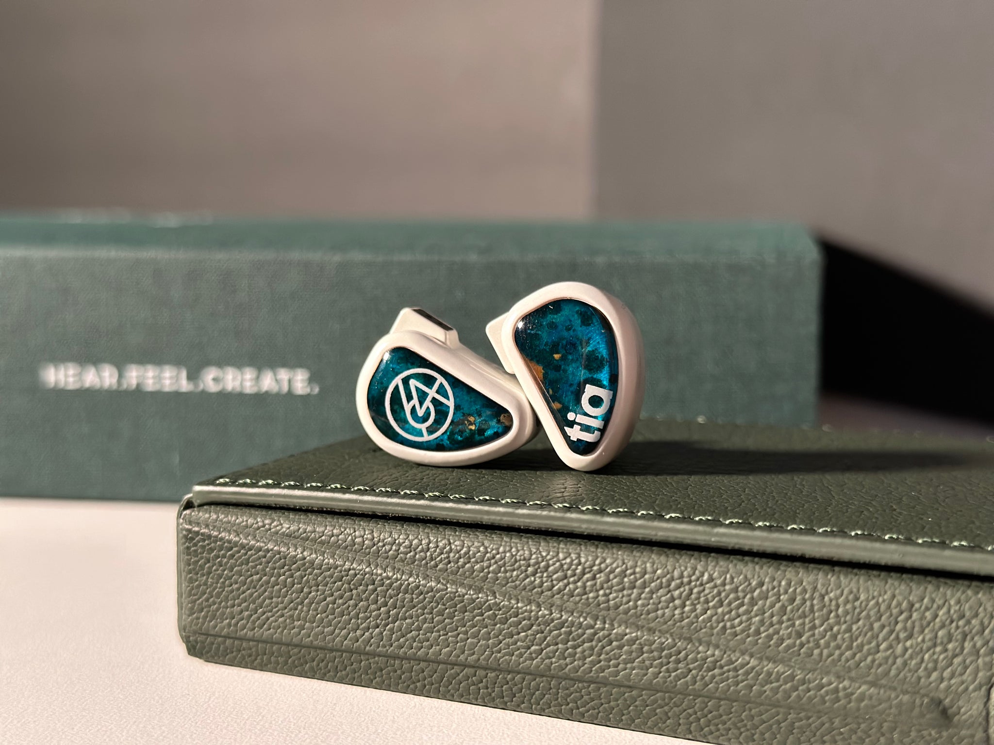 64 Audio Fourté Blanc Review | Bloom Audio