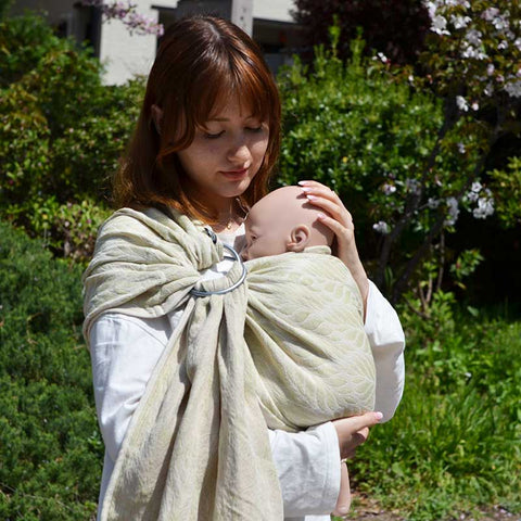 夏におすすめの抱っこ紐、スリング、ベビーラップなどリネン混素材の