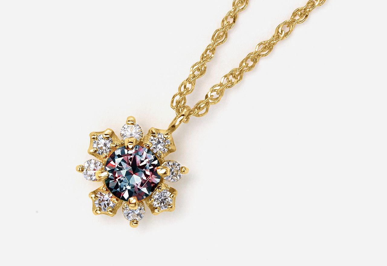 ビズー公式】ベキリーブルーガーネット ダイヤモンド K18(18金