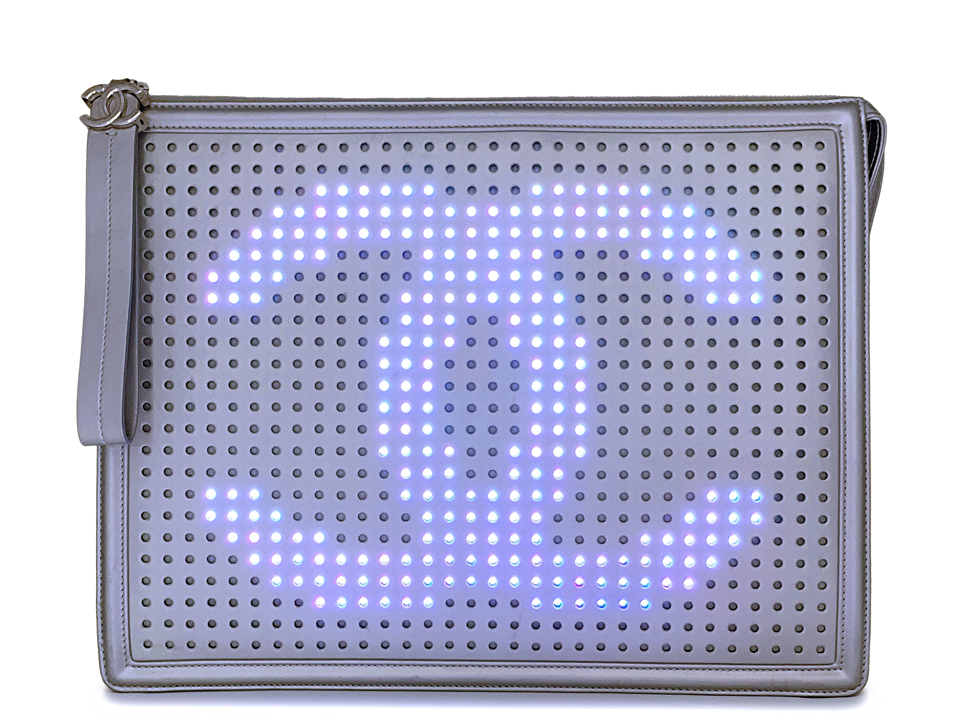 Rare Chanel 2017 LED 2.0 Oversized XL Clutch Bag Silver – Boutique