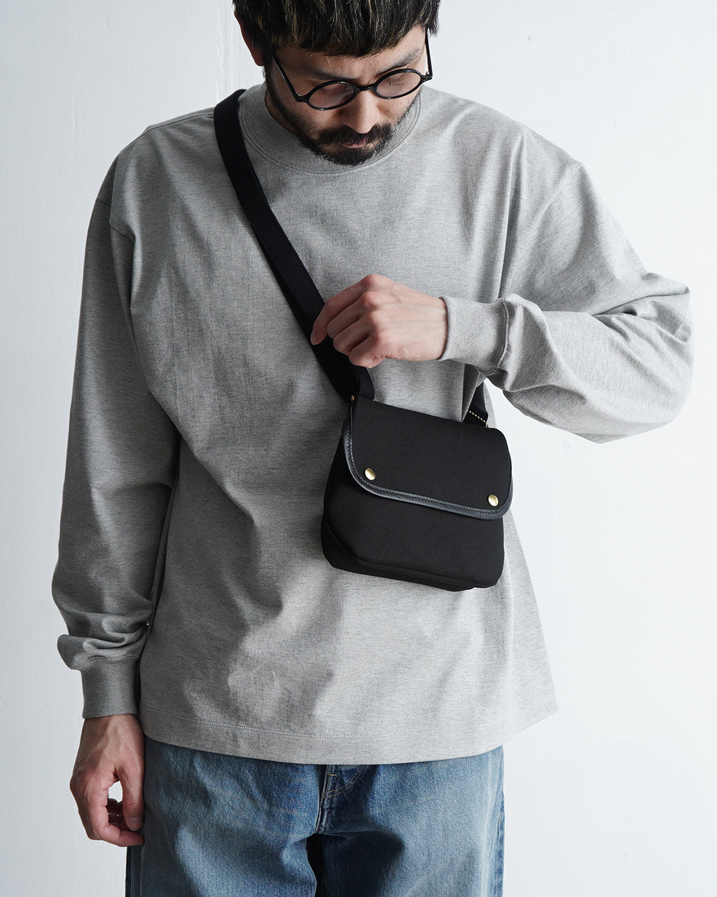 Brady AVON MINI ミニショルダーバッグ｜防水ツイル×レザー ユニセックス