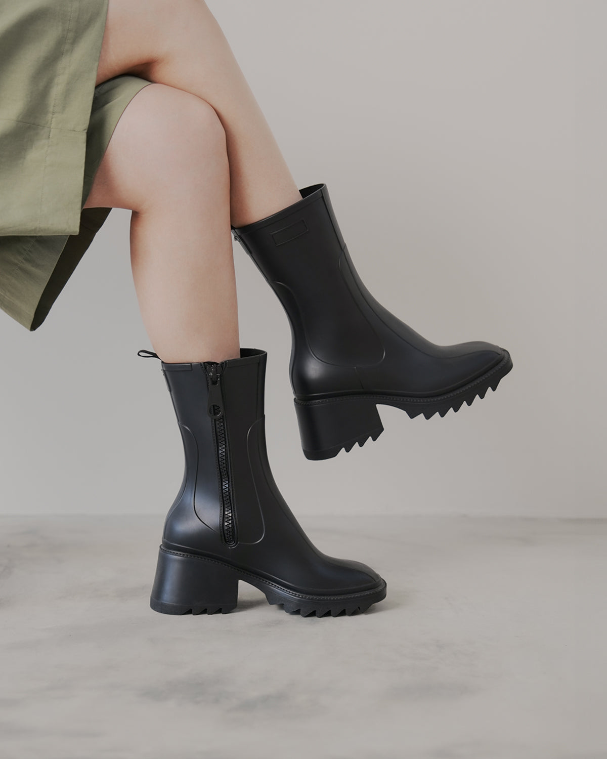 Rain Boots Styling -Emma Francis / エマ フランシス 公式オンライン