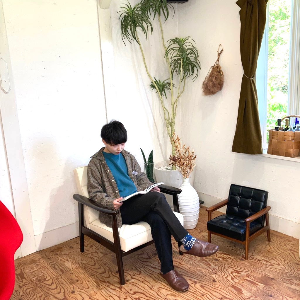 カリモク60 karimoku Kチェア ミニ アームチェア スタンダードブラック