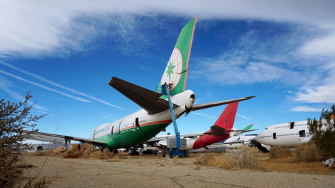 エバー航空 747-400: 世界に羽ばたく – MotoArt PlaneTags