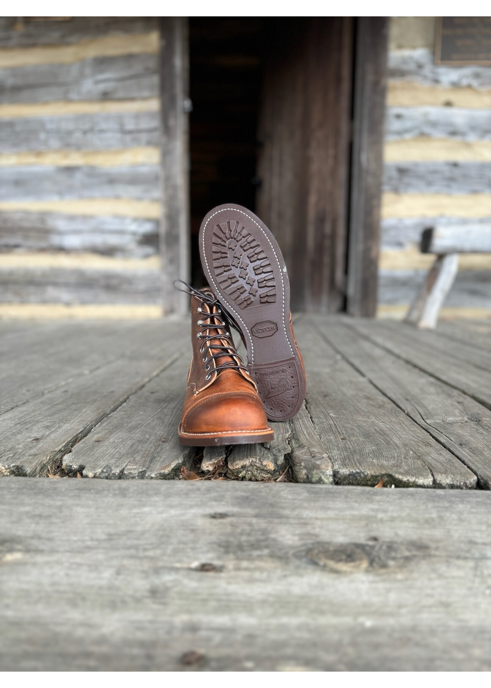 RED WING 8085 Iron Ranger - Hewlett & Dunn