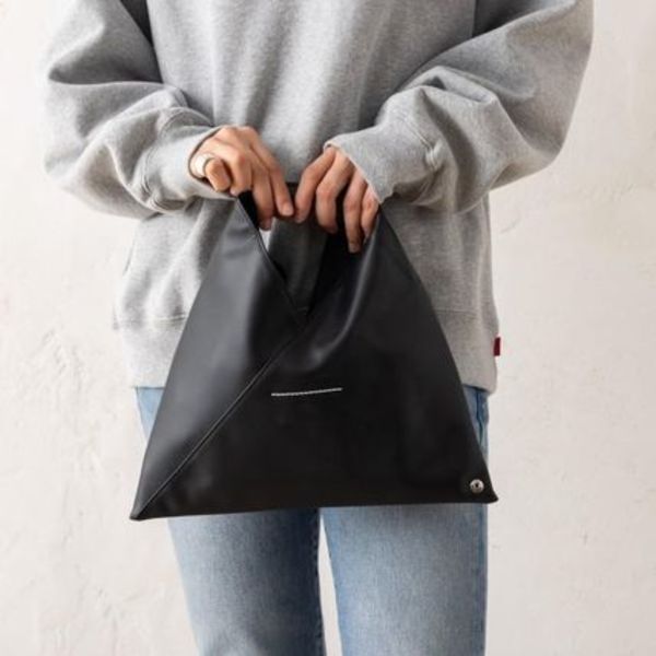 MM6「ジャパニーズバッグ」を最適サイズと素材の正解バランスを解説