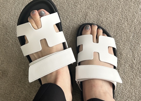 大人の極上サンダル♡HERMES(エルメス)の「シプレ」魅力を深堀り