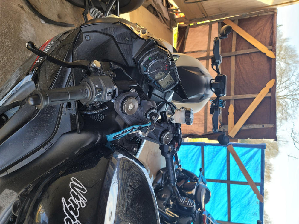 113670_4507576270899_ba5f6179_