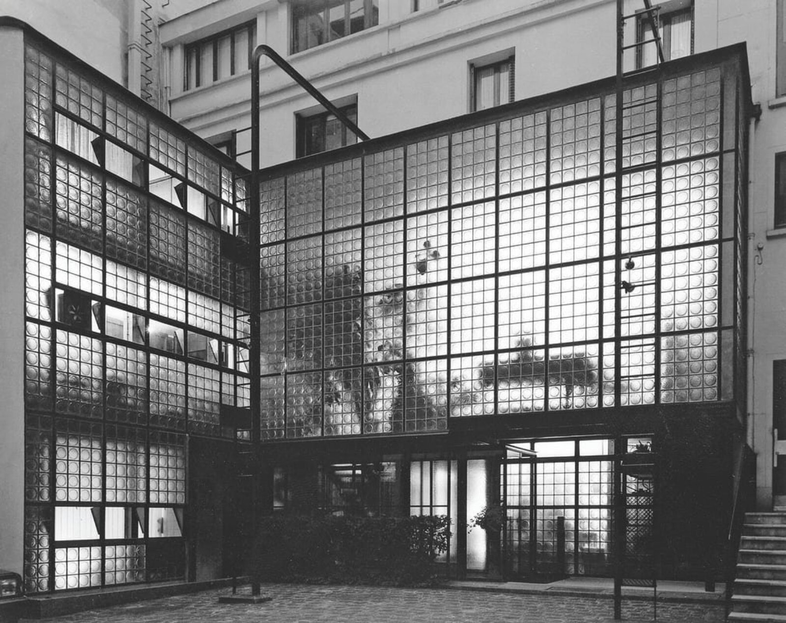 A visit to Maison de Verre - Stiff + Trevillion