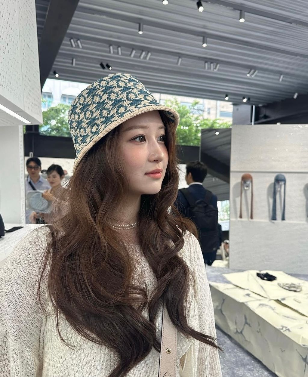 ATİİSSU HOLI BUCKET HAT – Thewoorolls