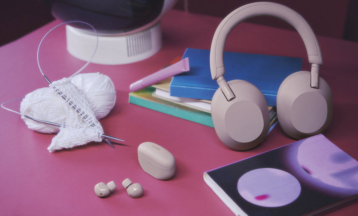 LE SSERAFIM x Sony Smoky Pink Headphones Review