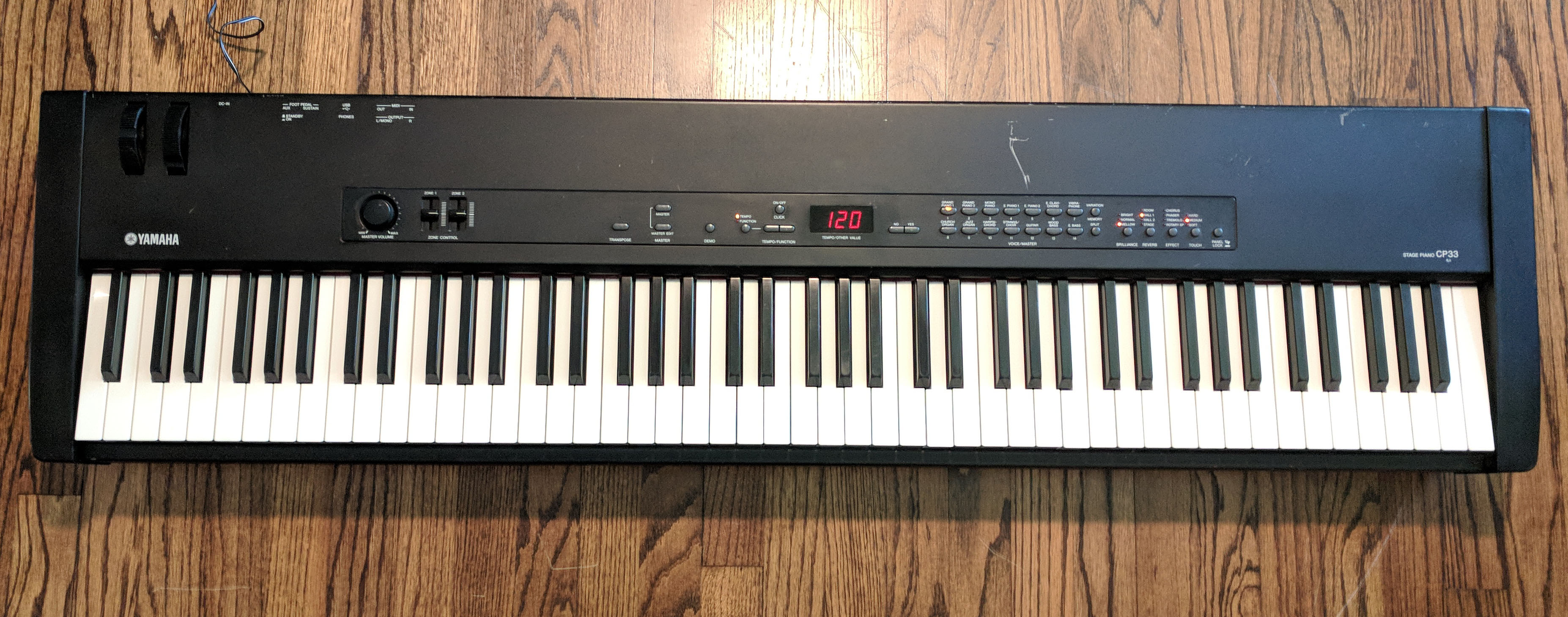 Yamaha CP-33 photo gallery - Syntaur