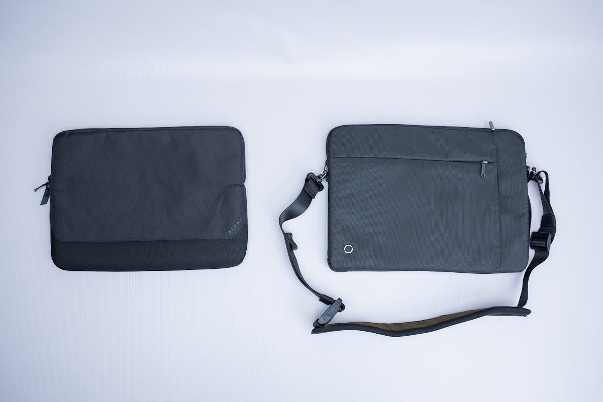 ALPAKA Elements Laptop Sleeve Review | Pack Hacker