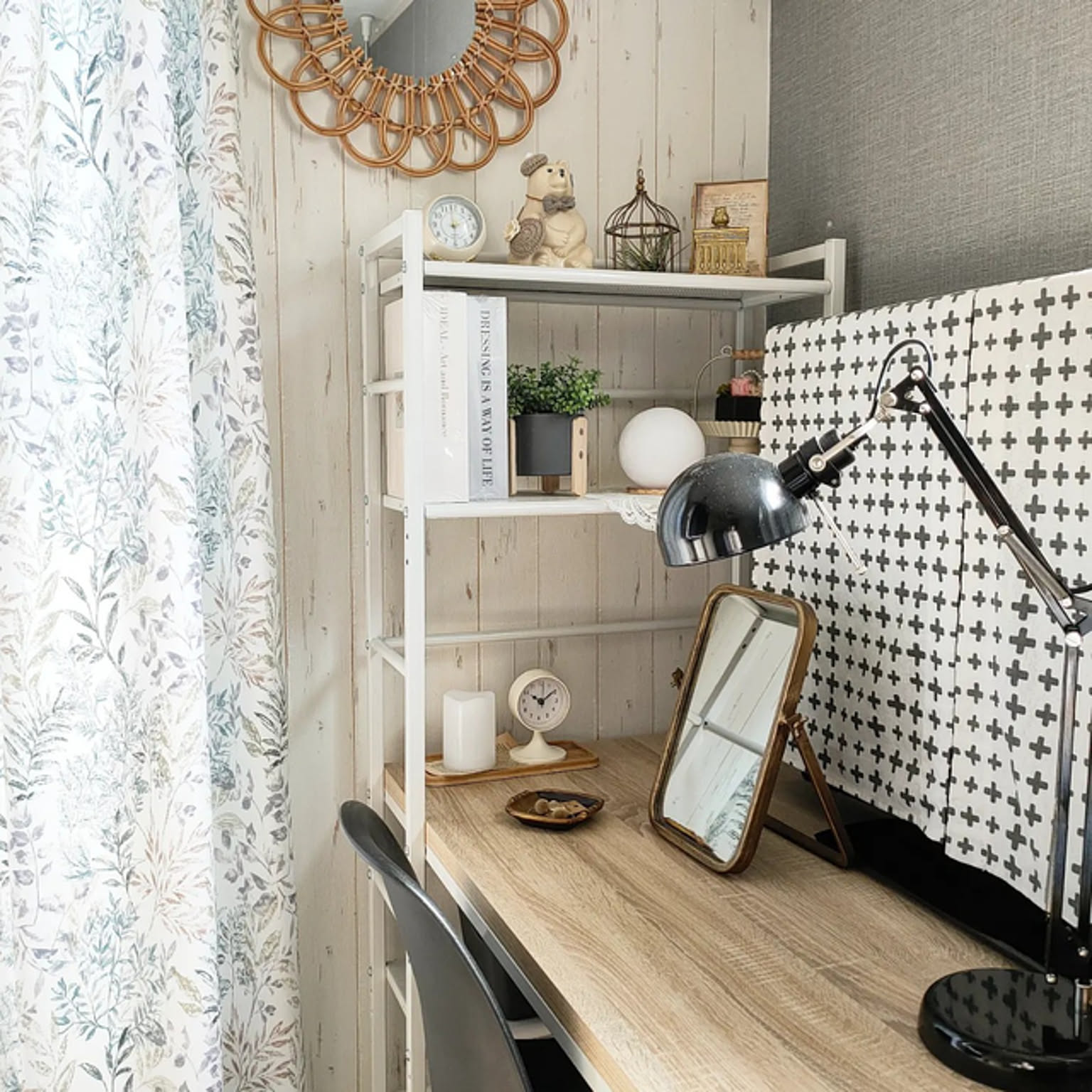 IKEA ドレッサー兼デスクのおすすめ商品とおしゃれな実例 ｜ RoomClip