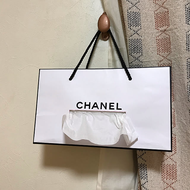 紙袋リメイク/CHANEL/ティッシュケース/寝室/ベッド周りのインテリア