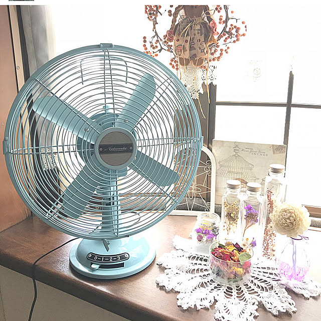 ドウシシャ 扇風機 卓上 レトロ おしゃれ 卓上扇風機 アロマ 首振り