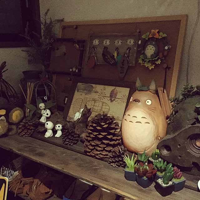 巨神兵プランター☆のおすすめ商品とおしゃれな実例 ｜ RoomClip