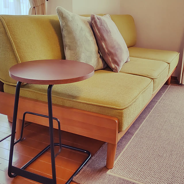 サイドテーブル unicoのおすすめ商品とおしゃれな実例 ｜ RoomClip