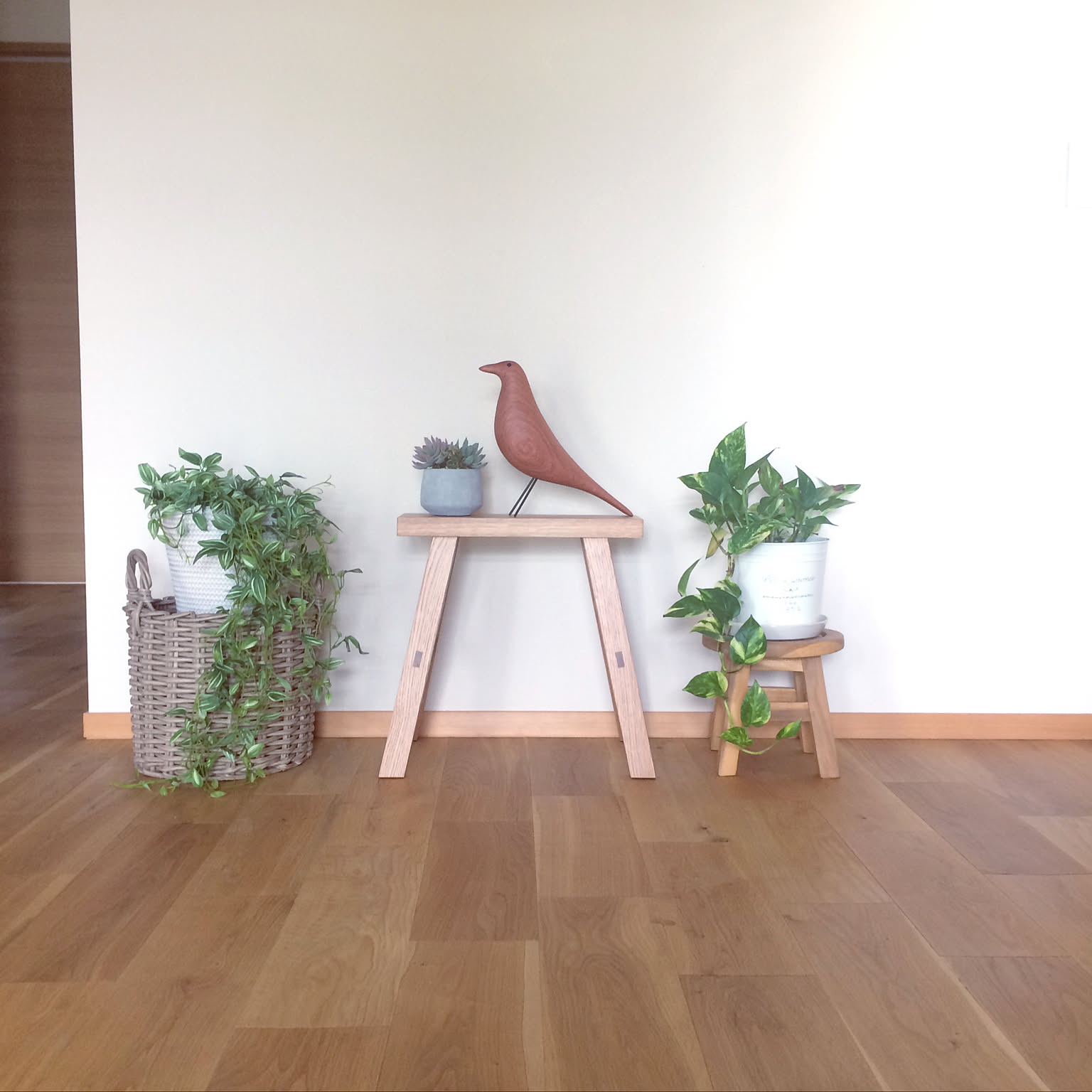 これは使える♪無印良品のサイドテーブルとベンチの実例 | RoomClip