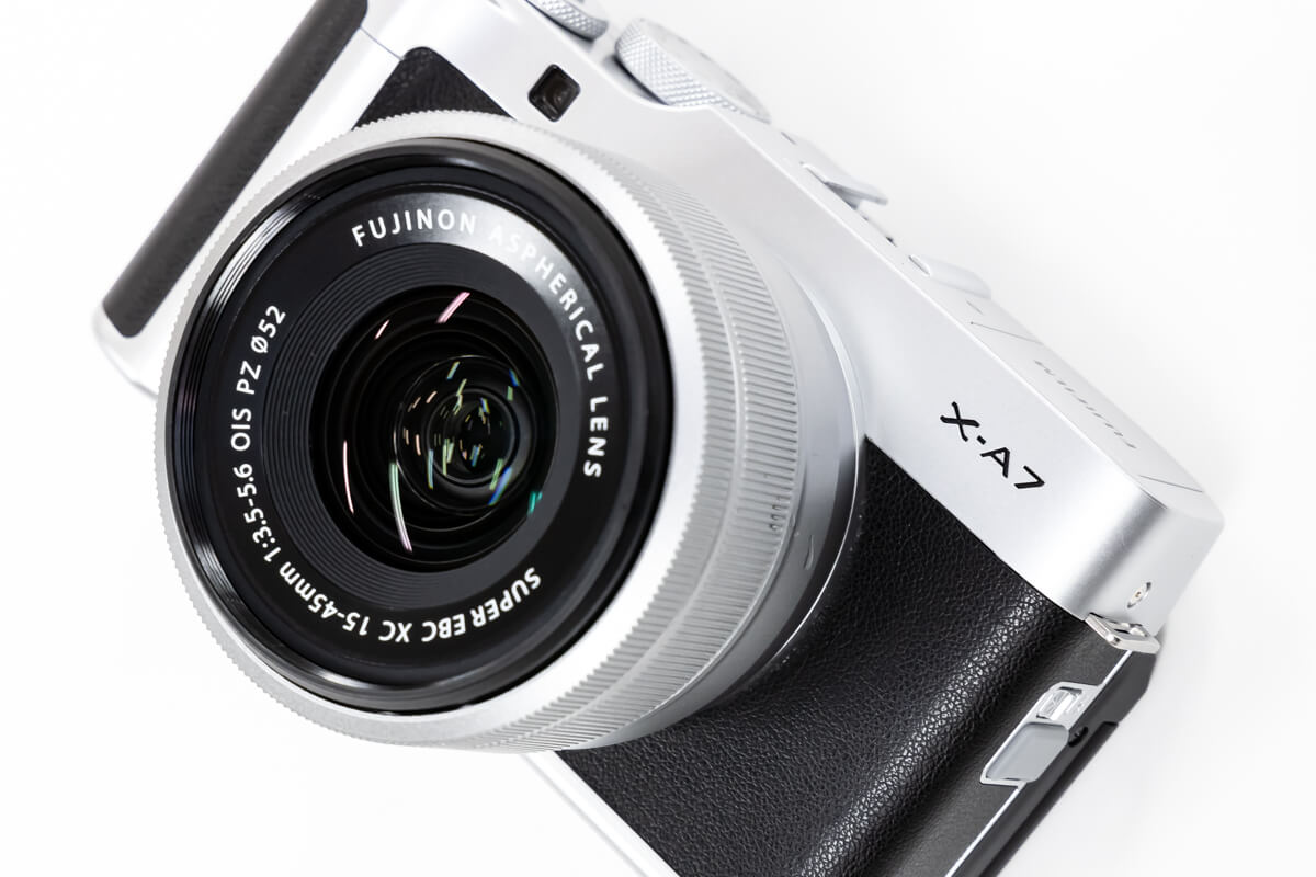 FUJIFILM X-A7実写レビュー。超大型液晶モニターで誰でも簡単に直感