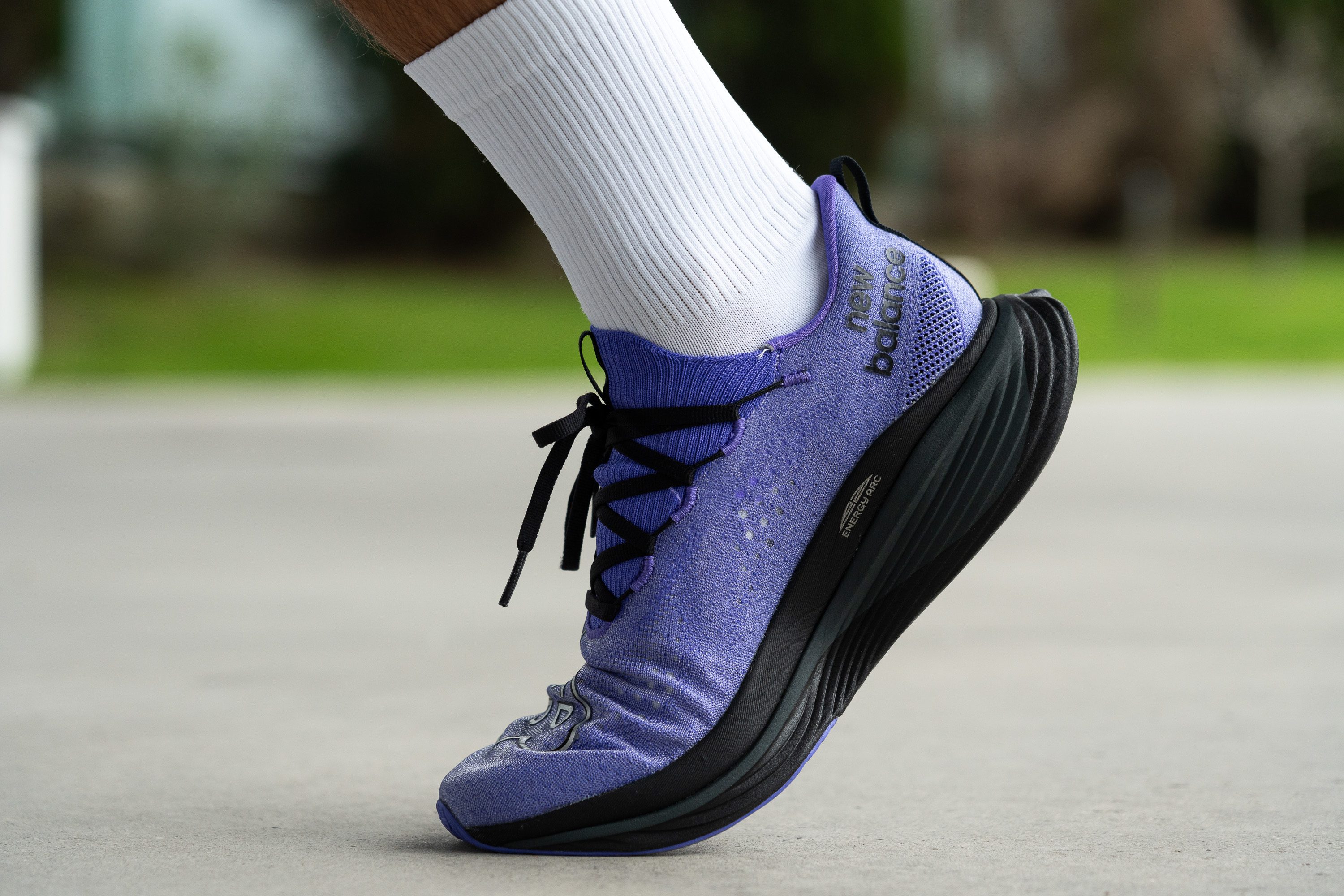 Cut in half: New Balance FuelCell SuperComp Elite v3 Review