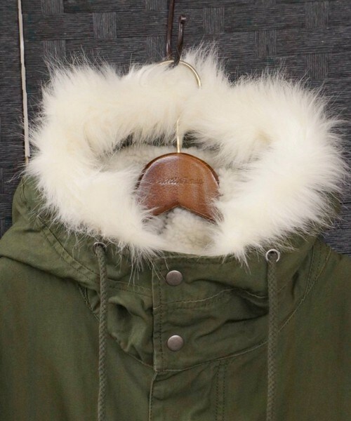 CASPER JOHN AIVER（キャスパージョンアイバー）の「CASPER JOHN AIVER